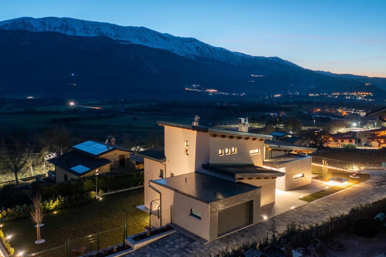 Villa Porrelli Rooms & Spa Suite San Demetrio ne' Vestini ภายนอก รูปภาพ