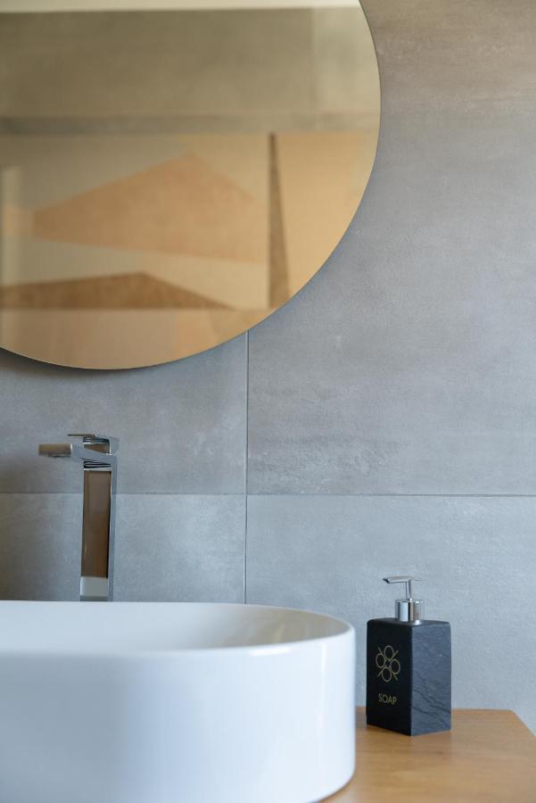 Villa Porrelli Rooms & Spa Suite San Demetrio ne' Vestini ภายนอก รูปภาพ